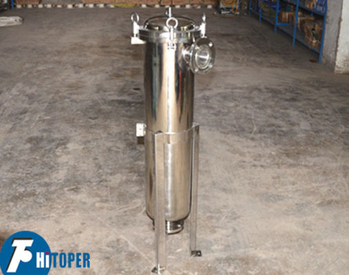 Alloggiamento del filtro a sacco industriale con supporto a cestello in acciaio inossidabile e comoda sostituzione del sacco filtrante per la filtrazione di liquidi